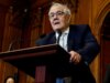 Fmr Dem Rep Barney Frank, pioneiro liberal de língua afiada, co-autor de Dodd-Frank morre