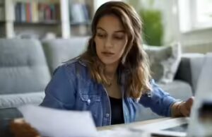 Os ansiosos jovens adultos da Grã-Bretanha lutam com as demandas modernas do native de trabalho, alerta o conselheiro do governo do Reino Unido