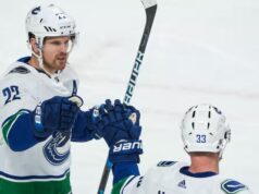 Les jumeaux Sedin oficialmente promovidos para Vancouver