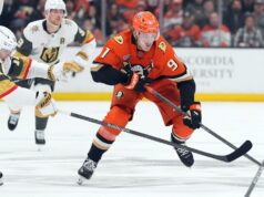 Geese vence Golden Knights, empata a série em 2-2