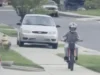 Motorista acusado de perseguir criança de bicicleta pela calçada antes de tentar arrombar uma casa