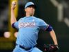 Jacob deGrom, do Rangers, torna-se o segundo arremessador mais rápido, alcançando 1.900 eliminações