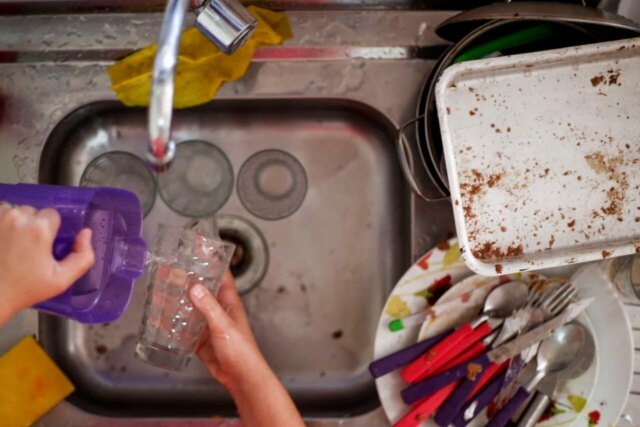 dishes-1280x853.jpg