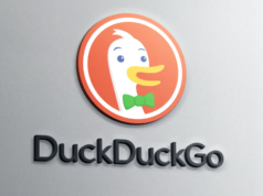 As pessoas migram para o DuckDuckGo, focado na privacidade, enquanto o Google se inclina fortemente para a IA