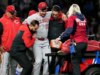 Os Reds foram expulsos de campo depois de sofrer uma lesão na perna com apenas um arremesso de jogo