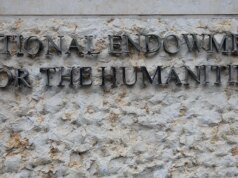 Juiz federal conclui eliminação de bolsas de humanidades pelo DOGE "ilegal"