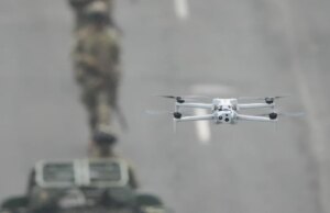 A pressa do Pentágono para combater a ameaça dos drones pode representar riscos à segurança, diz especialista