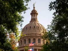 Democratas do Texas que fugiram do estado por causa do projeto de redistritamento começam a retornar