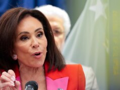 Pirro ameaça acusar os pais se seus filhos violarem o toque de recolher native