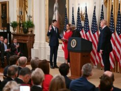 Kevin Warsh toma posse como novo presidente do Fed, substituindo Powell