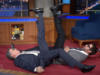 A entrevista de John Krasinskis com Stephen Colbert é um passeio selvagem
