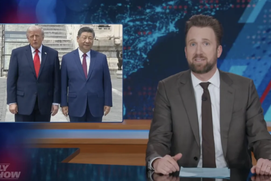 Each day Present critica brutalmente a reunião de Trump com Xi Jinping