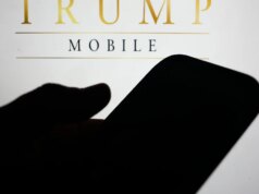 Então, o Trump Cellphone é actual