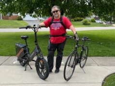 O uso do exoesqueleto Hypershell em uma bicicleta pode substituir uma bicicleta elétrica? Eu testei para descobrir