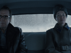 Spin-off de suspense de ficção científica estrelado por ícone britânico já aclamado como ‘melhor drama do ano’