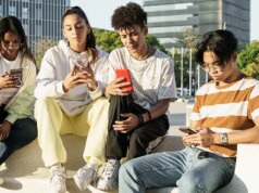 ‘Se o Wi-Fi acabasse amanhã – caos’: o vício americano em tecnologia explorado no ‘Planeta Tyrus’