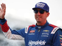 A Truck Collection da NASCAR e a O’Reilly Autoparts Collection homenageiam Kyle Busch com momentos de silêncio em Charlotte