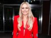 Lindsey Vonn tira a camiseta em um terninho vermelho fogo, Maggie Sajak é uma árbitra de ataques de força e treinador!