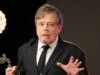 Mark Hamill exclui imagem que retrata Trump como falecido e posta nova foto para ‘pedir desculpas’ após reação negativa