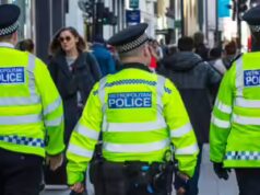 A polícia de Londres forma uma unidade de 100 policiais para proteger a comunidade judaica em meio ao aumento de ataques anti-semitas