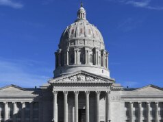 Legisladores do Missouri aprovam plano de redistritamento do Partido Republicano apoiado por Trump