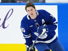 O ala de Las Vegas, Mitch Marner, se livra do fedor dos playoffs de Toronto com um desempenho estelar na pós-temporada