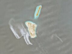 O bloqueio de Trump está apertando tanto o Irã que o regime pode estar despejando petróleo no Golfo, dizem especialistas