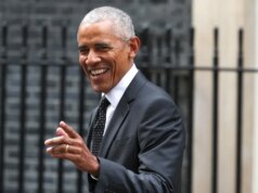 Obama admite “tensão genuína” no casamento devido à pressão para permanecer na política
