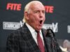 A lenda da WWE, Ric Aptitude, ataca Luka Doncic do Lakers e convoca a equipe para trocá-lo
