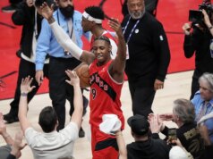 A estrela dos Raptors, RJ Barrett, acerta a cesta de 3 pontos que salva a temporada e força o jogo 7 contra os Cavaliers