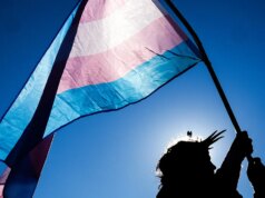 Seis residentes transexuais de Idaho abrem processo para bloquear nova lei sobre banheiros