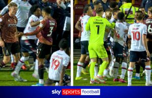 ‘Isso é muito bobo’ | Semifinal Bradford-Bolton termina em caos enquanto os ânimos aumentam