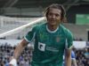 Notts vence na primeira mão e Chesterfield lamenta falta precoce
