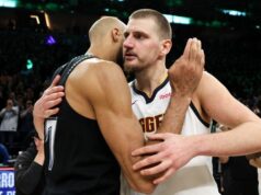 Nuggets de Jokic eliminado com avanço recorde dos Knicks, Sixers força decisão
