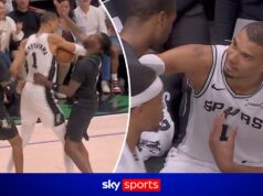 O que isso significa? | Wembanyama incrédulo após expulsão do cotovelo enquanto o Spurs perde