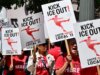 Trabalhadores sindicais dos estádios da Copa do Mundo dizem que a falta de preocupações com a privacidade da FIFA os coloca em risco de serem alvo do ICE