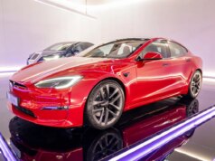 Últimos Tesla Mannequin S e X saem da linha de produção
