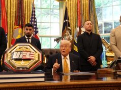 Estrelas do UFC visitam o Salão Oval e agradecem ao presidente Trump por transformar o esporte com luta histórica na Casa Branca
