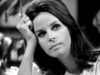 Claudine Longet, a estrela francesa que matou o esquiador olímpico Spider Sabich, morre aos 84 anos