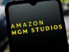 Executivo da Amazon MGM Studios solicitou propinas para contratos de pós-produção, alega ação judicial