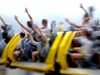 Six Flags proíbe YouTuber para sempre por comer nuggets de frango em uma montanha-russa