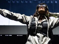 Child Cudi interrompe MIA da turnê depois que ela diz que ‘não pode fazer coisas ilegais’ em discurso político no palco