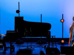 Ao completar 90 anos, Philip Glass recebe homenagens reveladoras que mostram seu trabalho sob uma nova luz