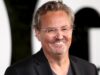 Bens valiosos de Matthew Perry em leilão: recordações de ‘Associates’, Batman e Banksy