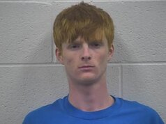Homem de Kentucky entra com pedido de insanidade após admitir ter espancado sua avó até a morte em ataque registrado