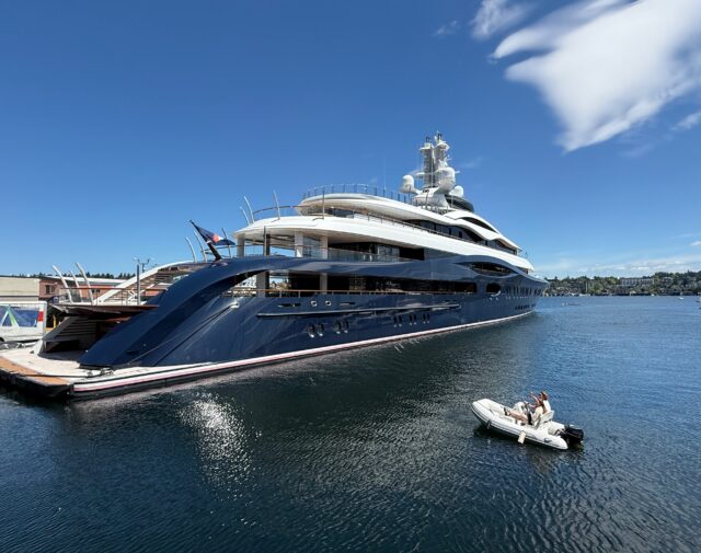 yacht1.jpeg