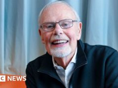 Bob Harris deixará o cargo na Radio 2 após 56 anos no ar