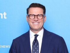 A principal estrela da TV australiana deixará o emprego após entrevista com Tommy Robinson, dizem os relatórios