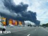 Moradores de Moscou reclamam de chuva negra após maior ataque ucraniano atingir refinaria de petróleo
