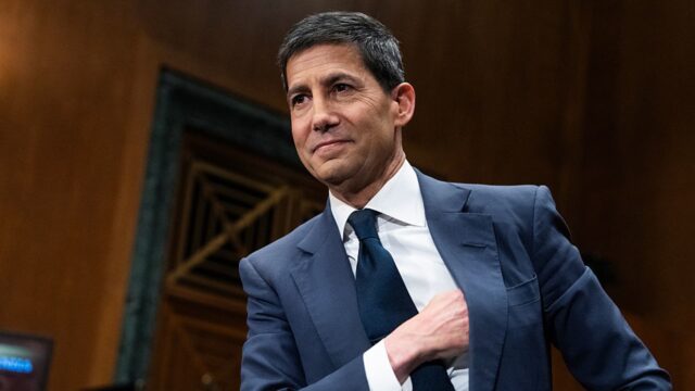 108295278-1776860361515-gettyimages-2271888399-warsh_senate_517_042126.jpeg